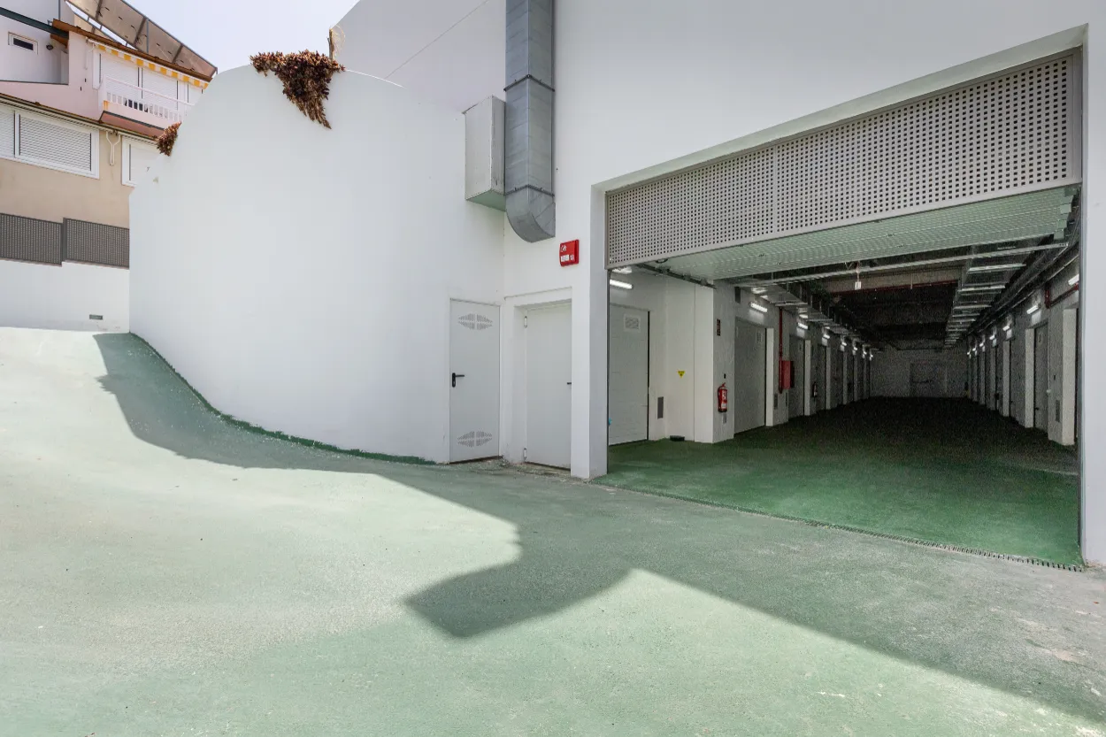 Vista del Silencio - underground-parking-garage-entrance